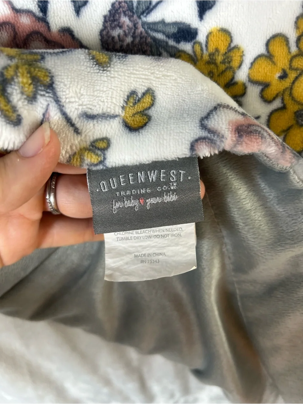 Queenwest Trading Co Floral Baby Blanket Gray White Pink Yellow Flowers Soft